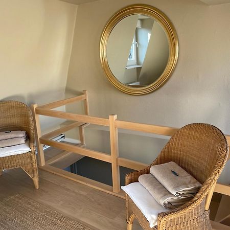 Le 25, Duplex Elegant Au Coeur Du Pietonnier Historique Apartment Намюр Екстериор снимка